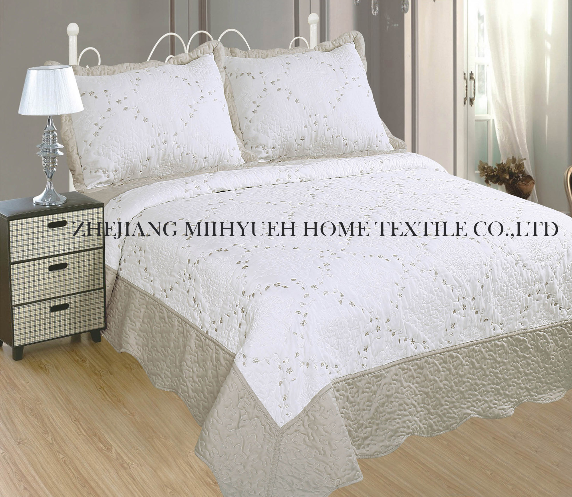 Solid Microfiber Embroidery Quilt