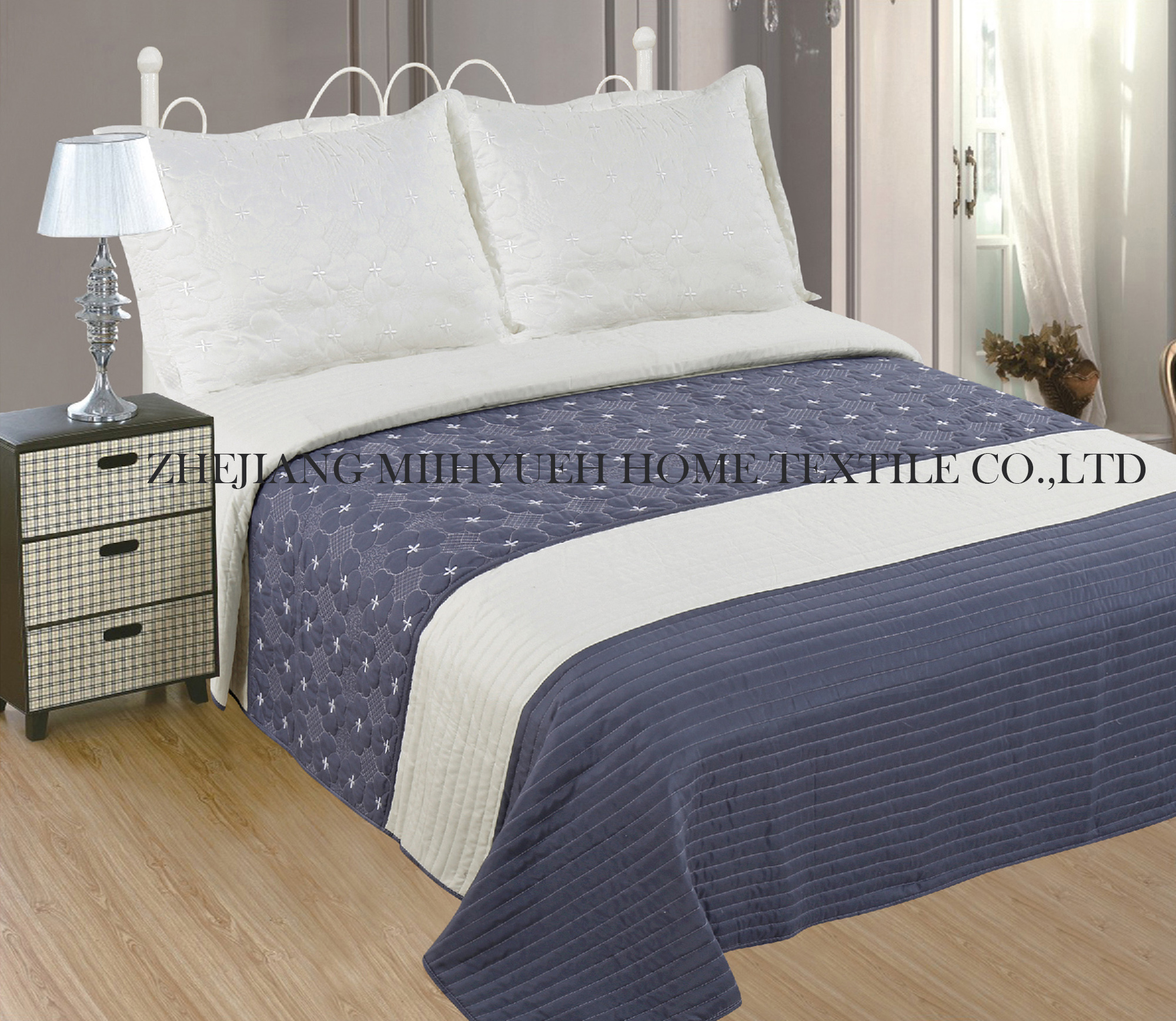 Solid Microfiber Embroidery Quilt