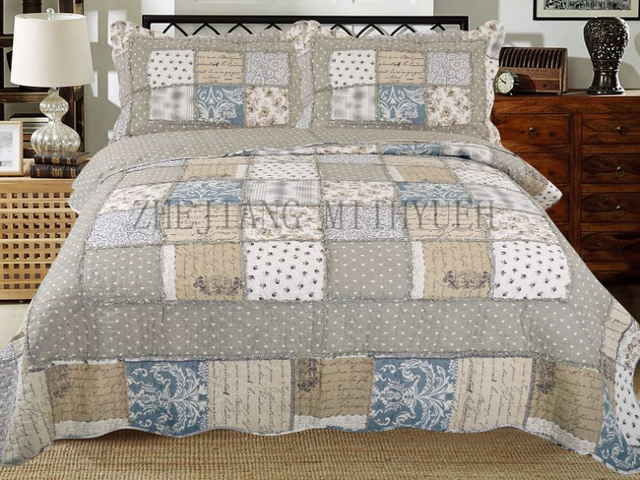 Printed Microfiber Stitching Quilt with Ruffles