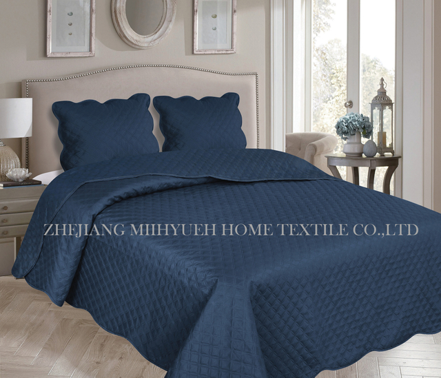 Solid Microfiber Basic Ultrasonic Quilt