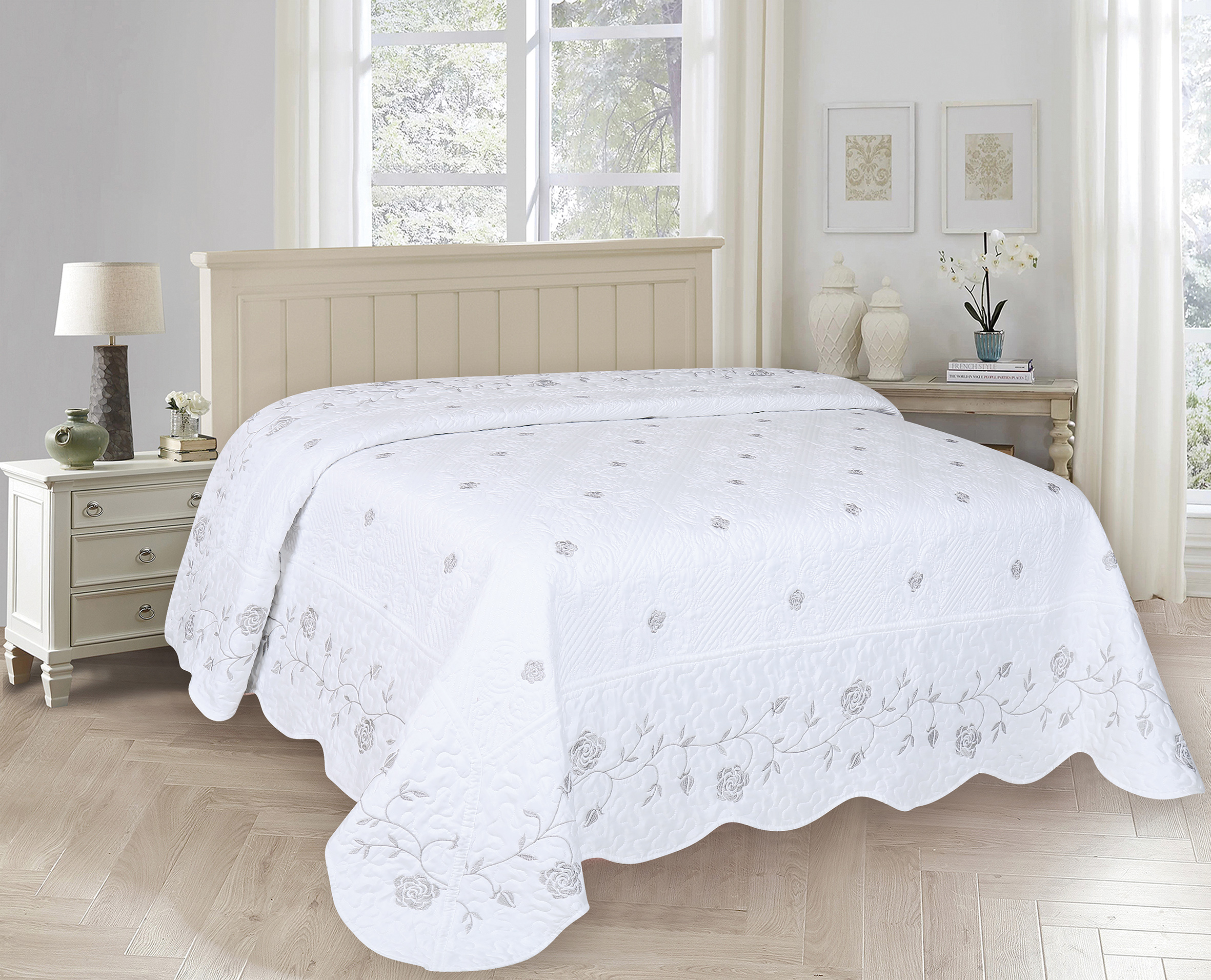 Solid Microfiber Embroidery Quilt