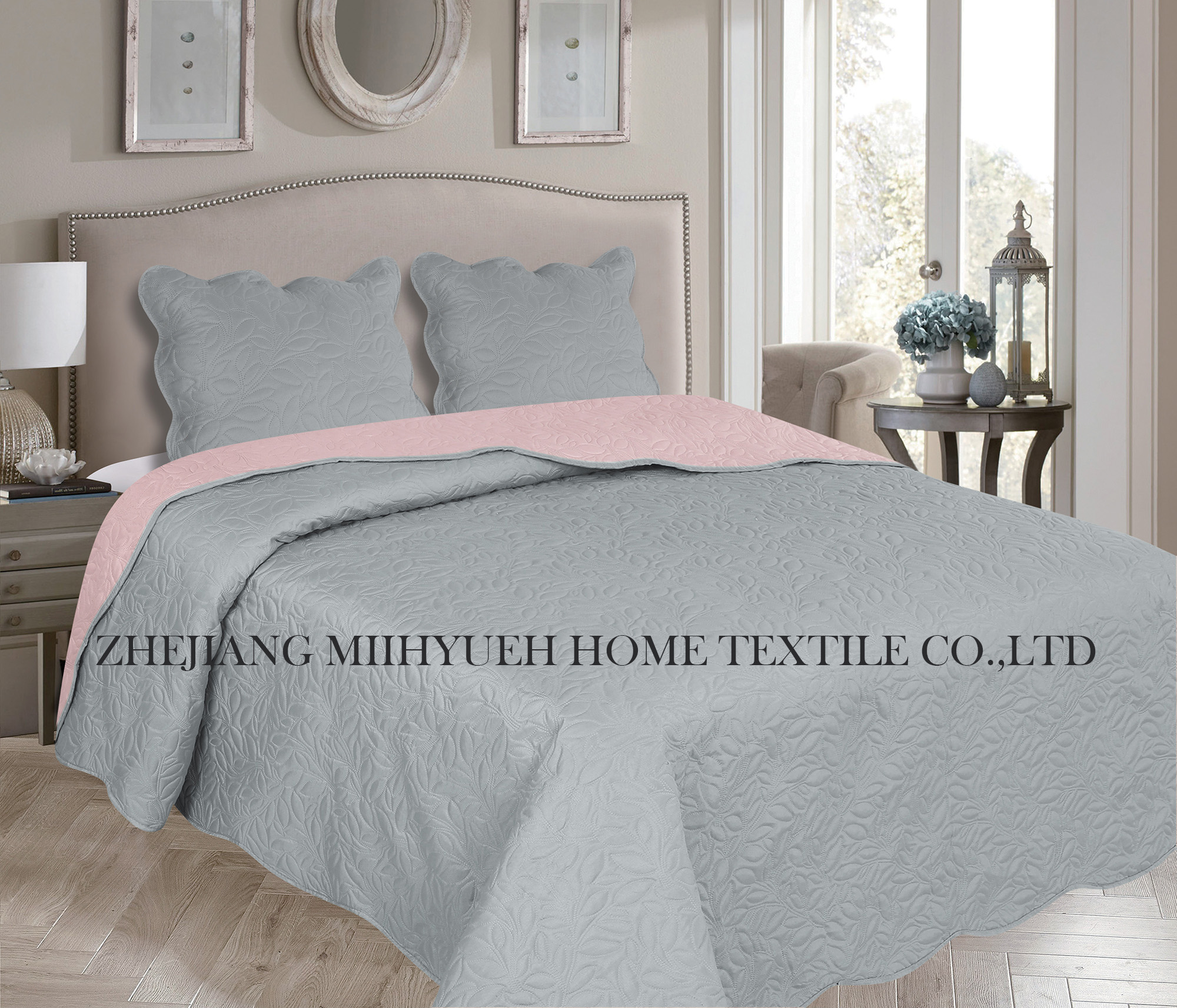 Solid Microfiber Basic Ultrasonic Quilt