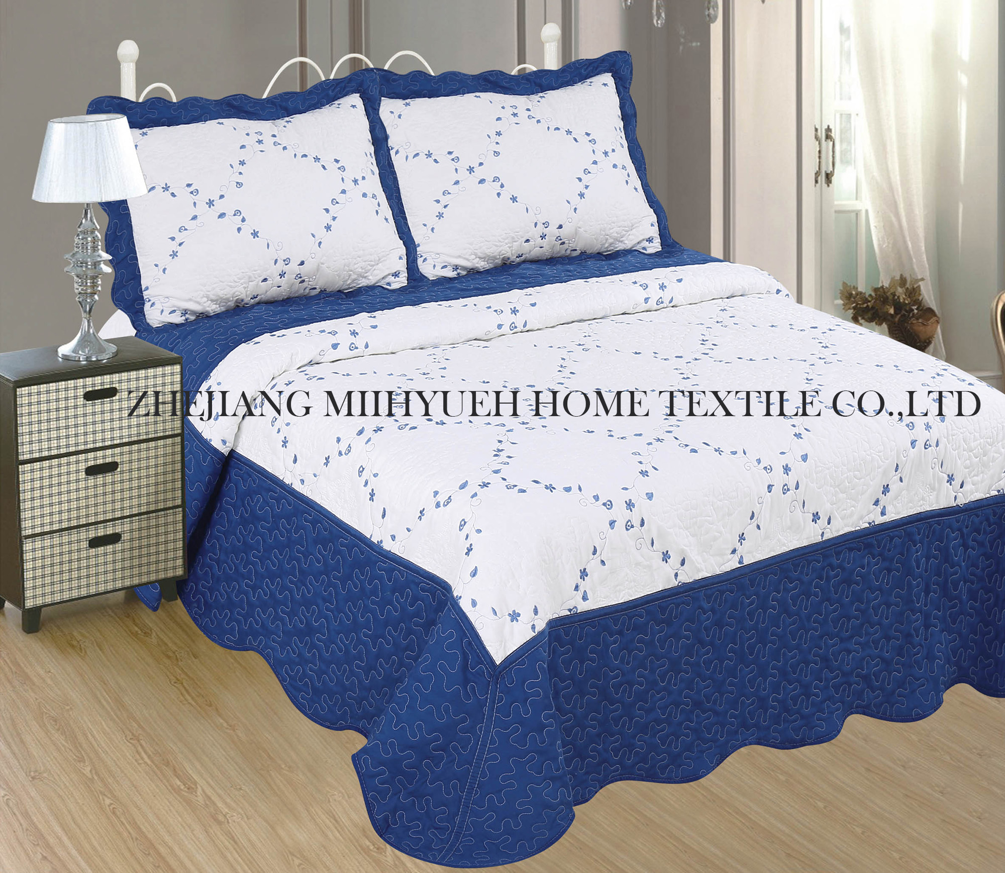 Solid Microfiber Embroidery Quilt