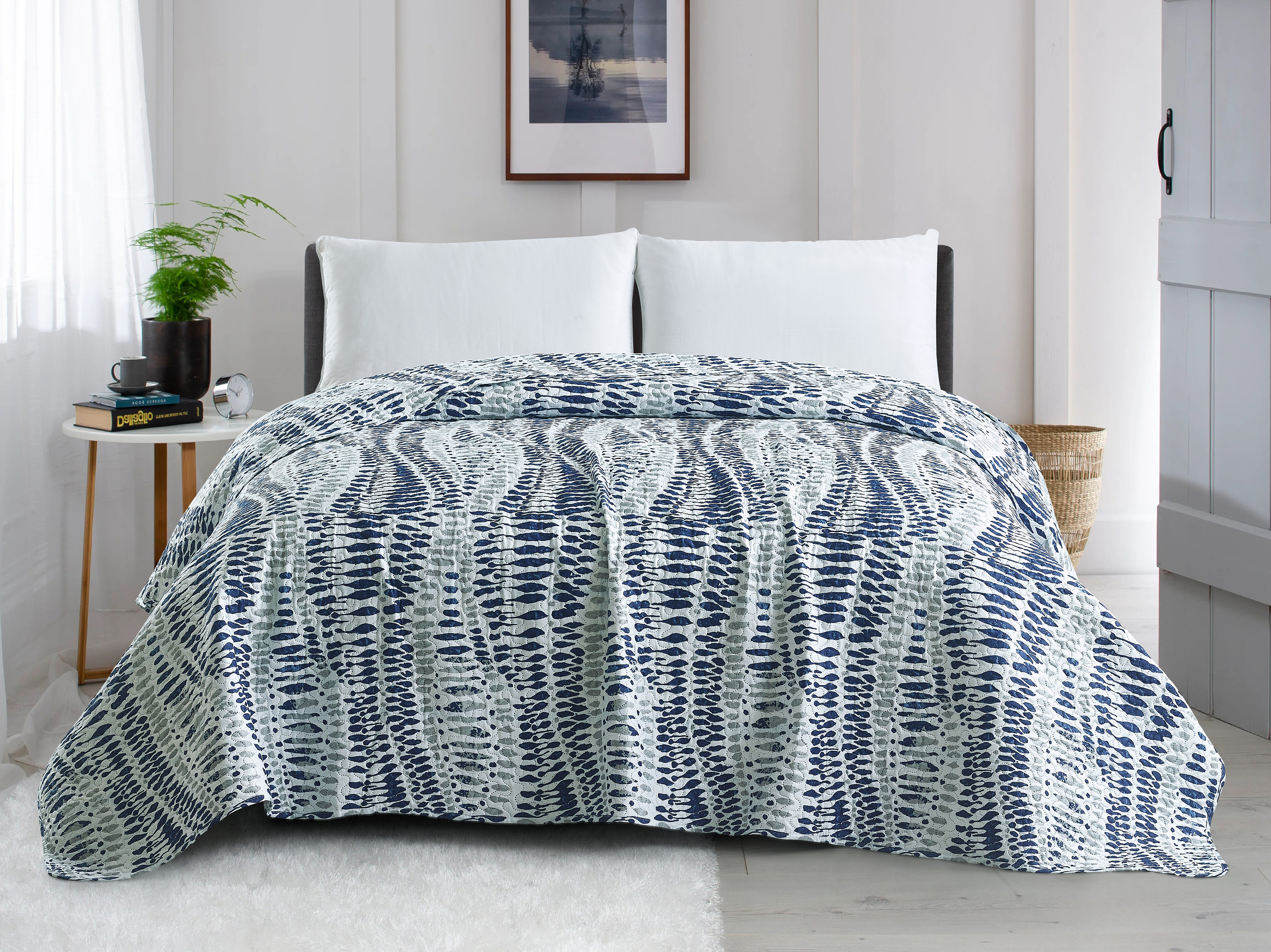 Printed Microfiber Ultrasonic Quilt lightweight microfiber bedspread 