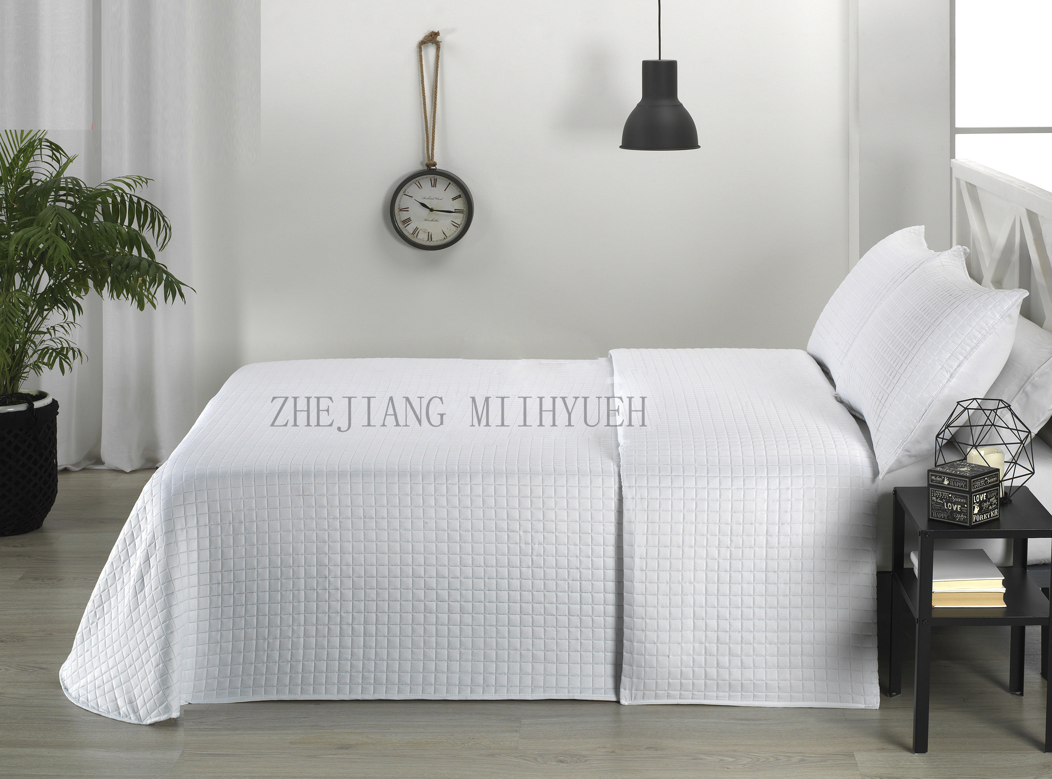 Solid Microfiber Basic Ultrasonic Quilt