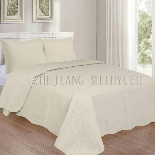 Solid Microfiber Embroidery Quilt