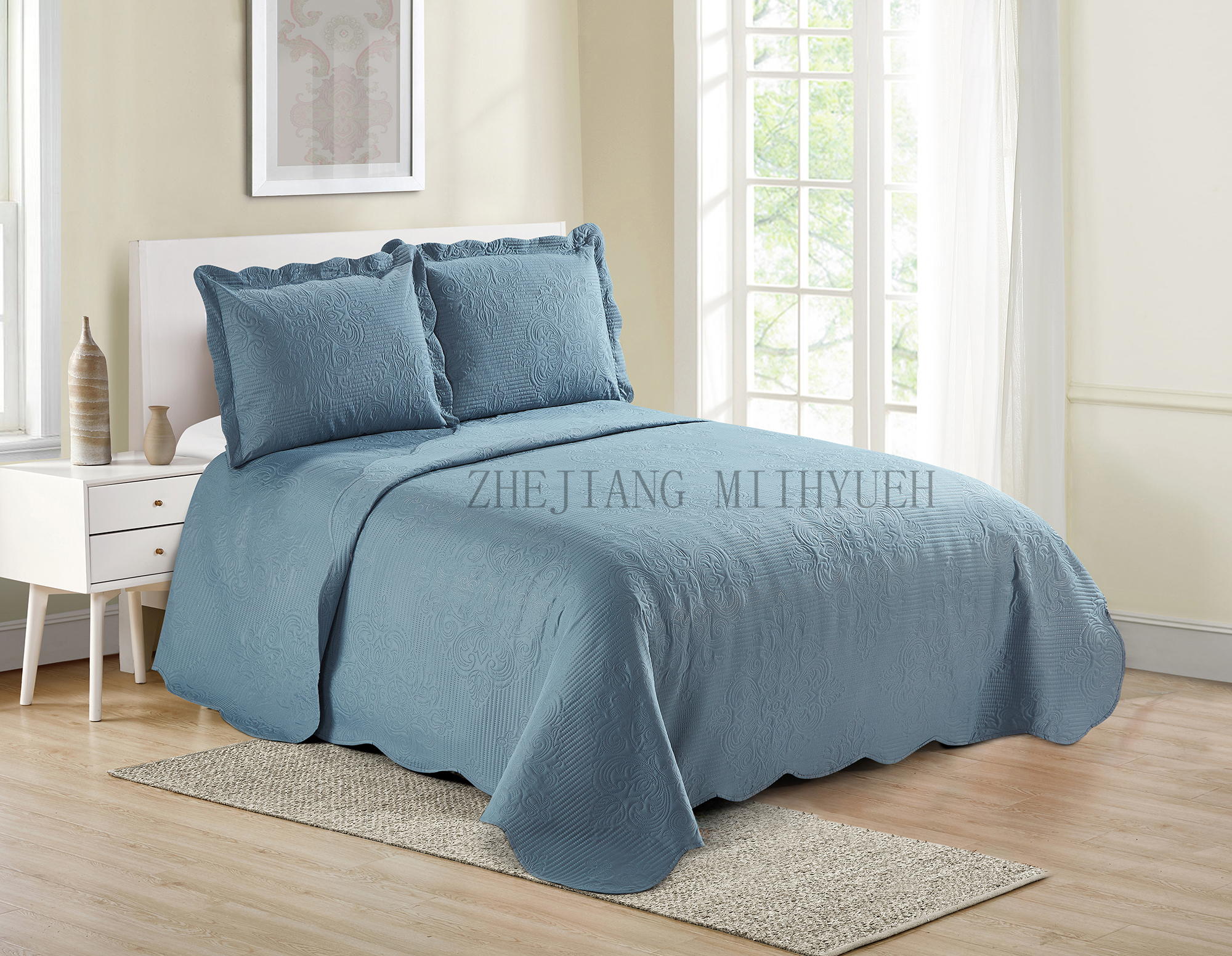 Solid Microfiber Basic Ultrasonic Quilt