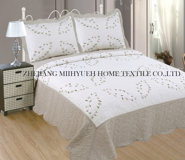 Solid Microfiber Embroidery Quilt