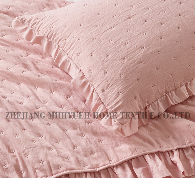 Solid Prewashed Microfiber Ultrasonic Quilt with Ruffles-3pieces（1 Quilt，2 pillowshams）