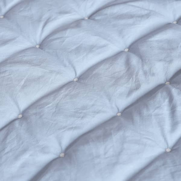 Stone Washed Microfiber Embroidery Quilt