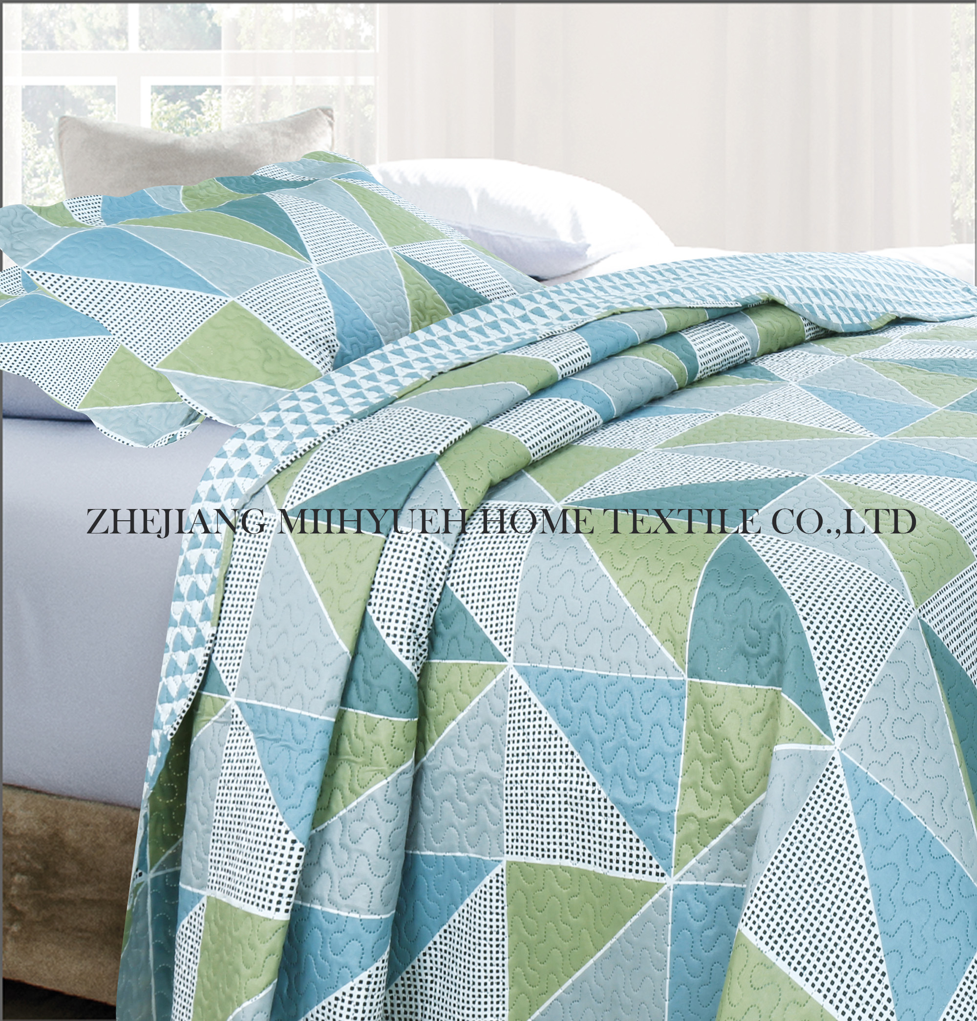 Adult Printed Microfiber geometric pattern Ultrasonic Quilt set 