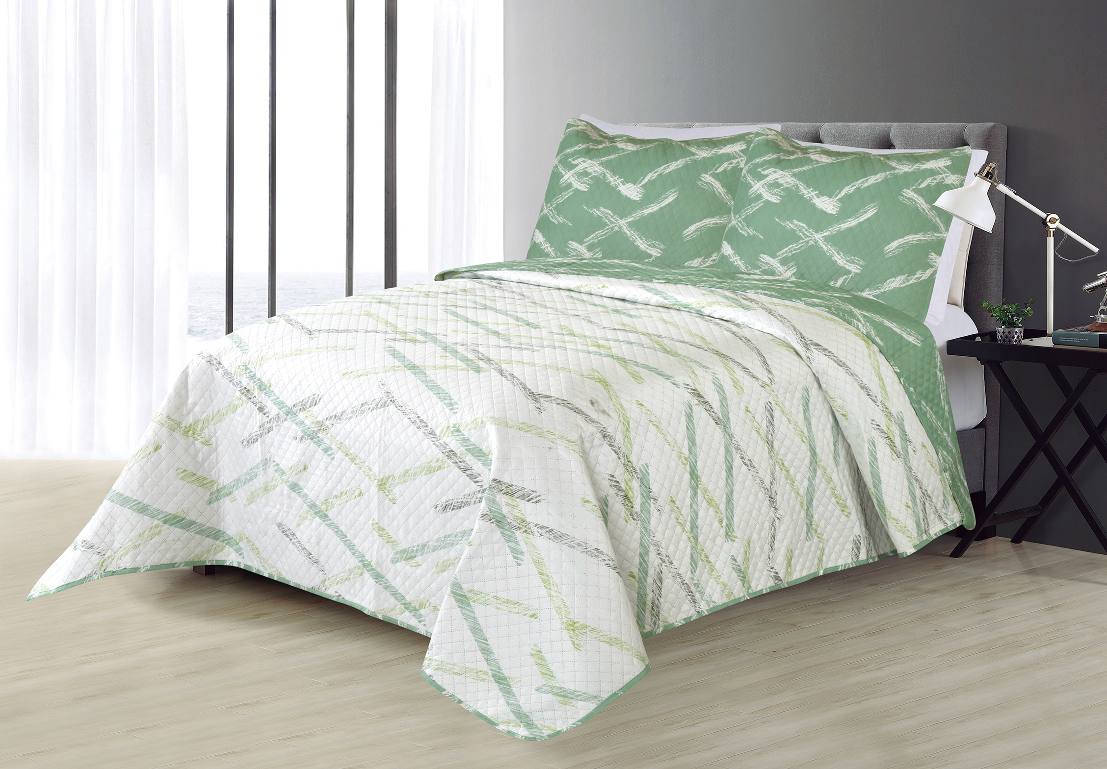 Adult Printed Microfiber Light Weight Ultrasonic Quilt set 