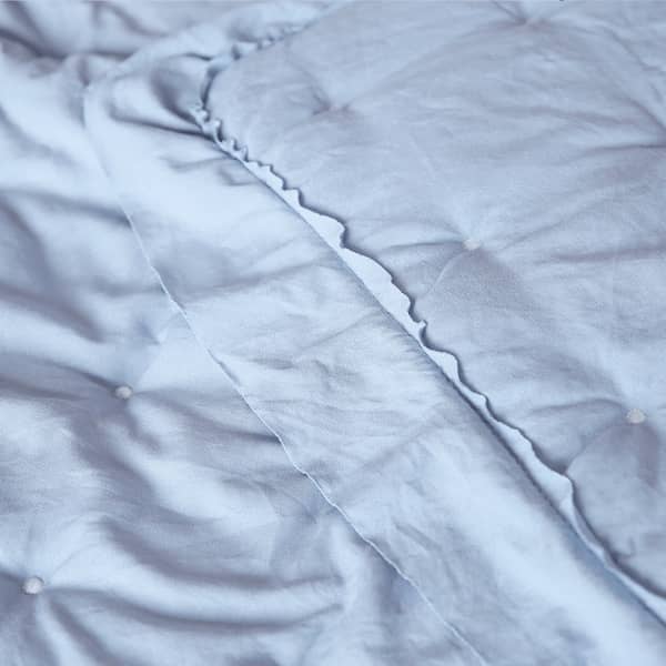 Stone Washed Microfiber Embroidery Quilt