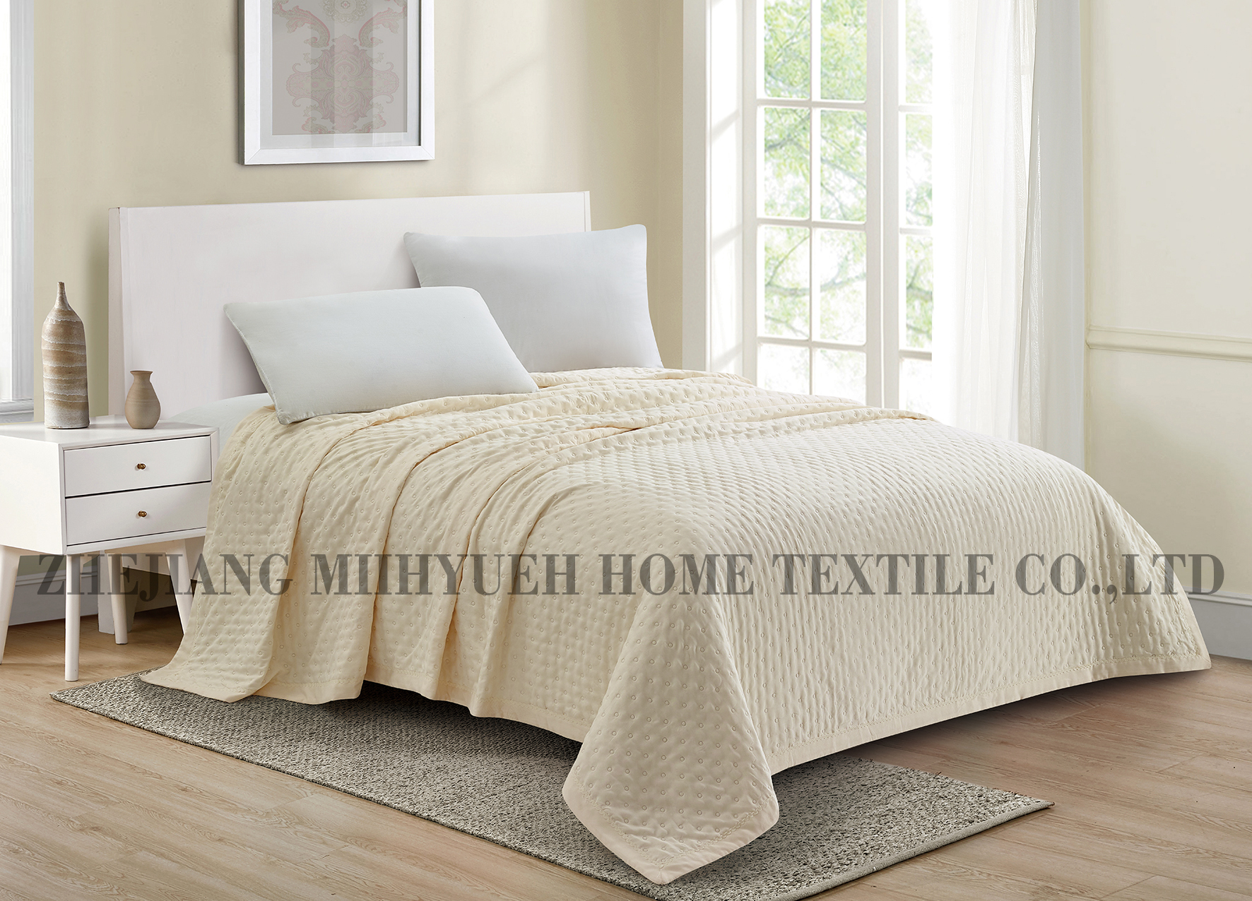 5cm Wide Border Solid Microfiber Pinsonic Quilt with solid lace