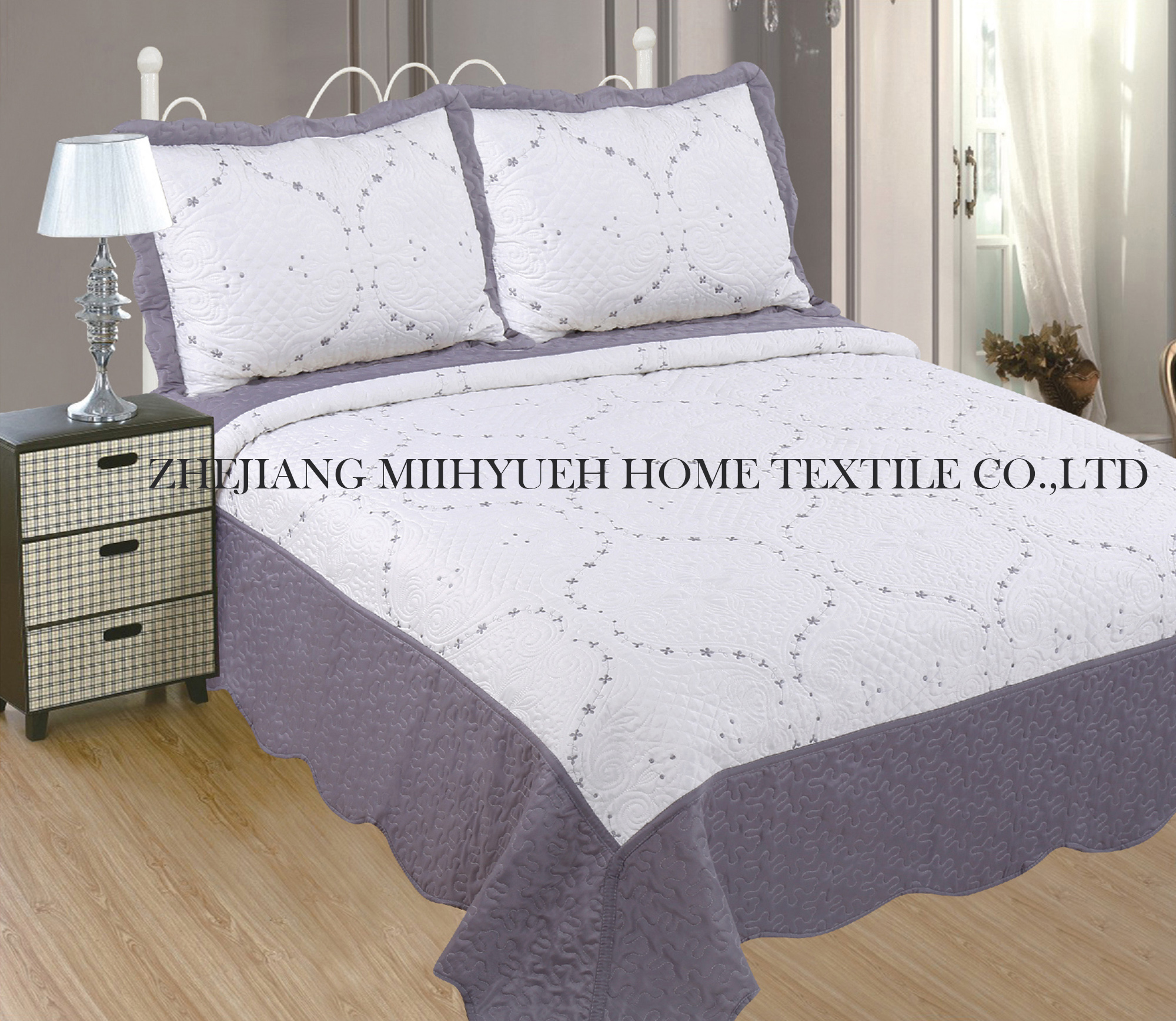 Solid Microfiber Embroidery Quilt