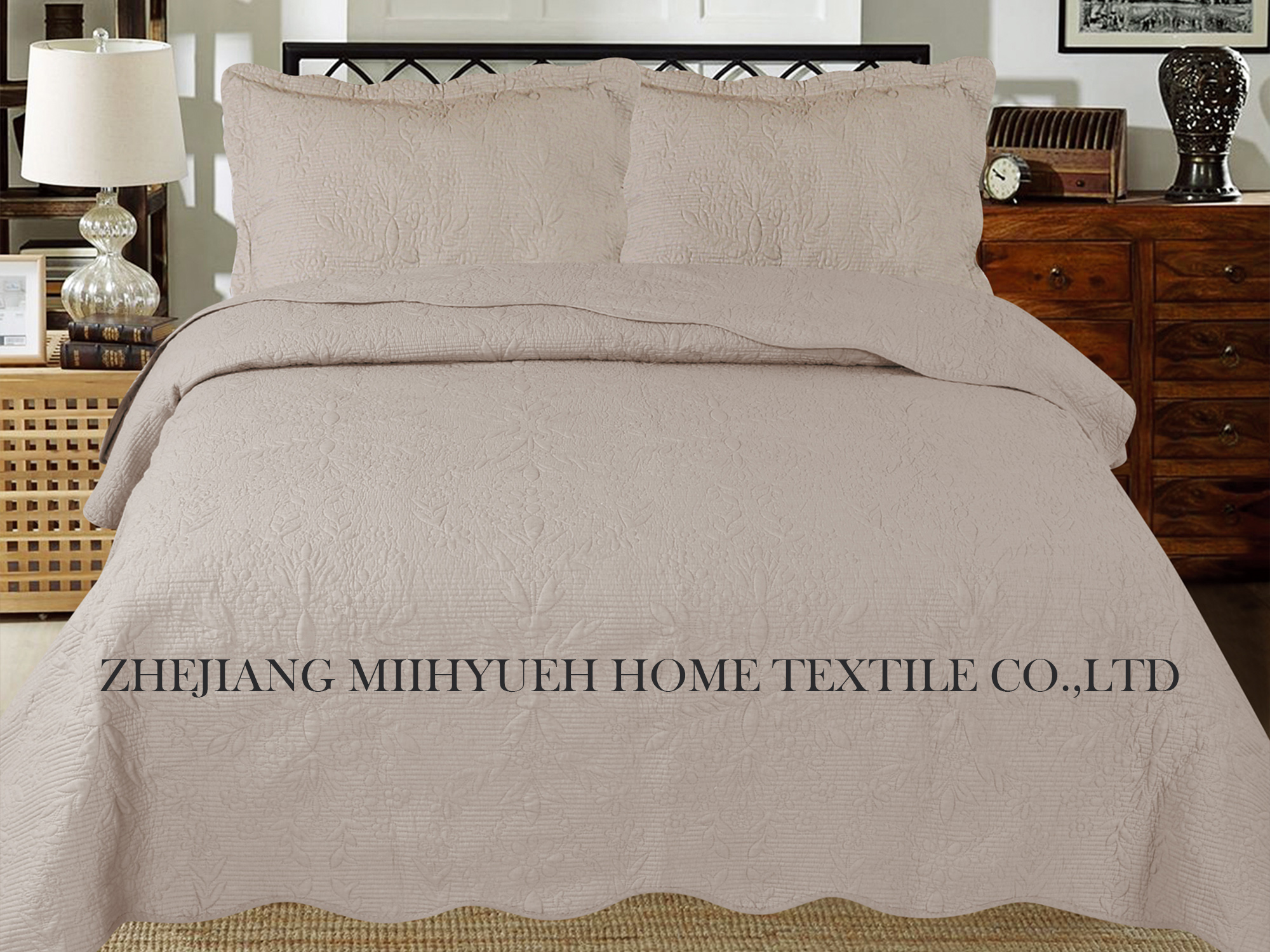 Solid Microfiber Embroidery Quilt